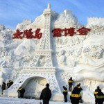 Традиционный фестиваль ледовых скульптур начался в Китае