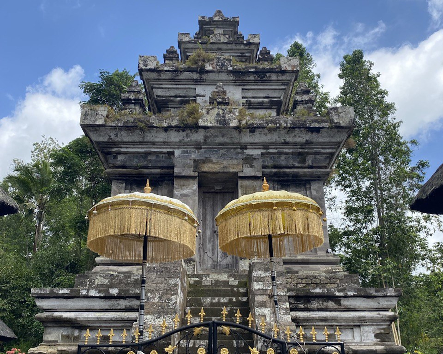 Голубые лагуны и бухты